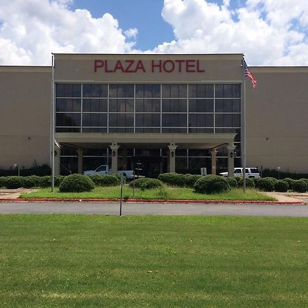Plaza Hotel And Suites 派恩布拉夫 外观 照片